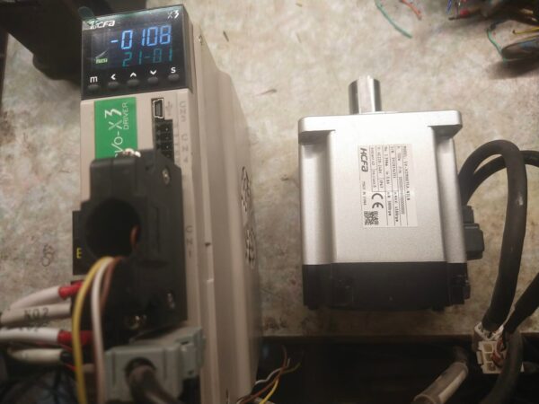 Servo Motor HCFA SV-X2MH075A-N2LN Servo Drive SV-X3EA075A-A2
