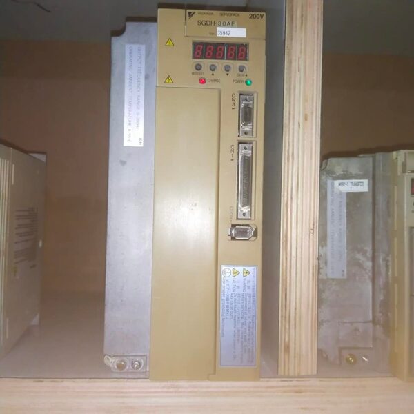 YASKAWA SGDH-30AE SERVO DRIVE